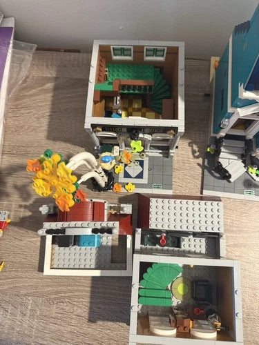 LEGO Creator Expert Modular Buildings Bookshop 10270