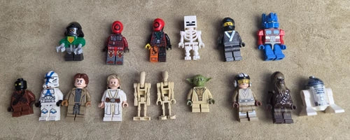 LEGO Minifigures Lot, Star Wars, Transformer, Minecraft, Etc. Lot of 16
