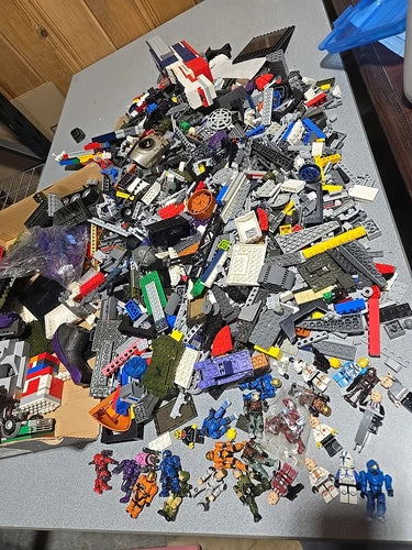Lego Lot 10 lbs Bulk Assorted Loose Star Wars Ninjago Mega Blok Halo More Legos