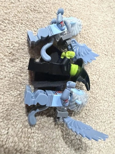 LEGO Flying Monkeys and Wicked Witch mini-figures 70917
