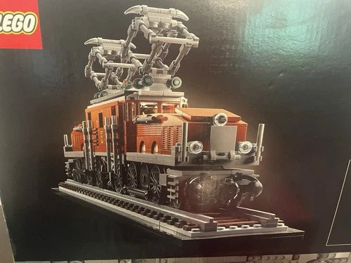 Lego 10277 Crocodile Locomotive New In Box! RETIRED! 1271pcs + New LIGHTING KIT!
