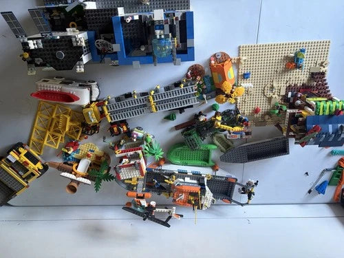 MEOW City Prebuilt Sets!