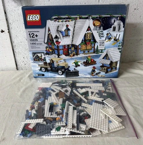 RETIRED MEOW Creator Expert: Winter Village Cottage (10229) - Core Bricks + Box