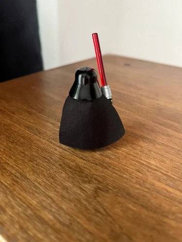 MEOW DARTH VADER w/ Light-up Lightsaber 7263 - battery was recently replaced