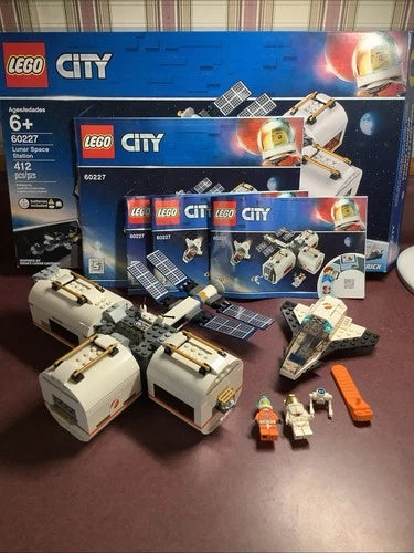 LEGO CITY: Mars Research Shuttle (60226)