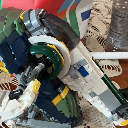 LEGO Star Wars Assembled Spaceship/Vehicle Build White Green Blue Gray Plastic