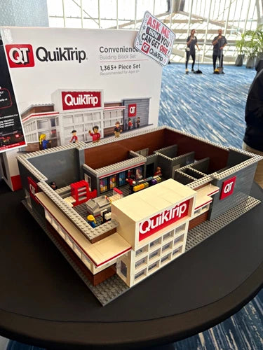 QuikTrip Convenience Store Building Block Set 1,365+ pcs w/ Figures