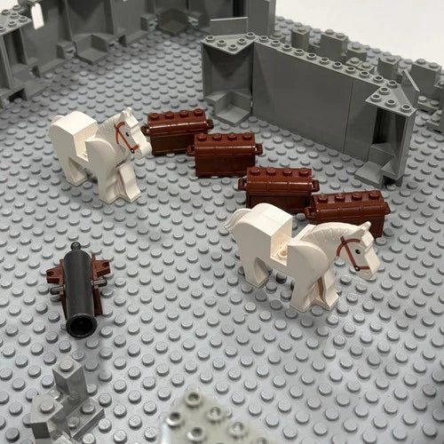 MEOW Castle VINTAGE Light Gray : 44 Piece Lot : Turrets + Horses +Cannon +More