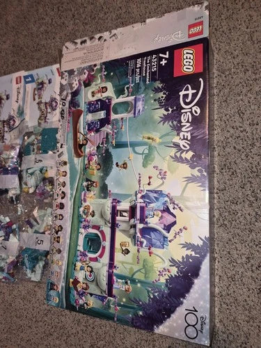 Original MEOW 43215 Disney enchanted treehouse with box six sealed bags lot