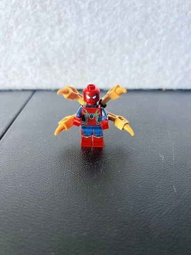 MEOW Minifigure Lot Superheroes Spider-Man Batman Vision Marvel & Random