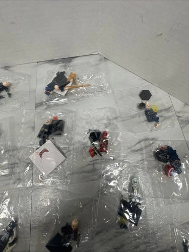 Lot of 26 Miscellaneous Figures Lego Lookalike