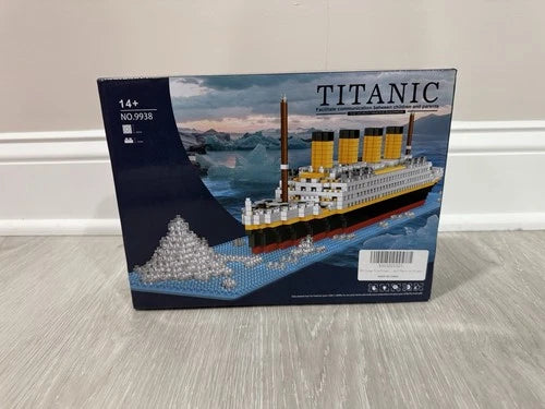Ellien Germany Style Titanic Ship Model Building Blocks Set No. 9938 Age 14+