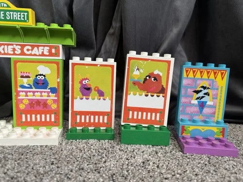 1991 Tyco Pre-School Super Blocks Duplo Sesame Street Cookie Monster Cafe Set