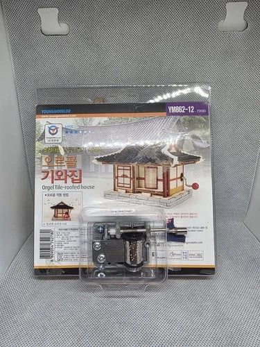 YoungModeler YM862-12 1:12 Wooden Orgel Tile-Roofed House Model Kit + Adhesive