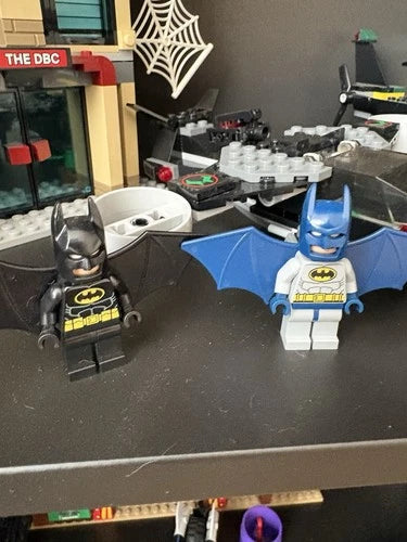 MEOW Superheros Lot, NO MINIFIGS BUILDS ONLY