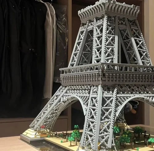 Eiffel Tower Model Kit 1.5M Tall 10001pcs Architecture Building Blocks Gift