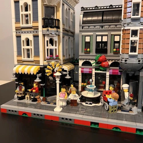 MEOW Creator Expert Assembly Square Modular 10255 Mils Plating 100% Complete