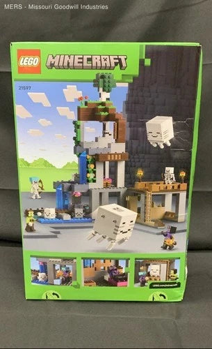 MEOW Minecraft Ghast Station Toy for Kids 21597 - Damaged Box