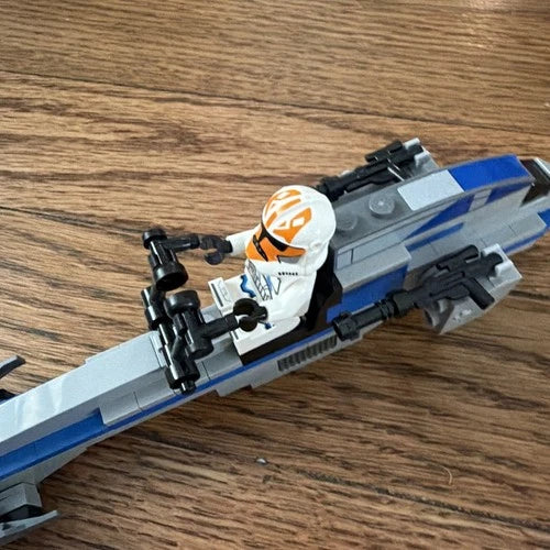 Lego Star Wars, lots of use sets and mini figures