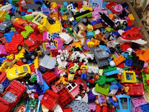 5 POUNDS!!! MEOW Duplo Super Fun Lot Minifigures Animals Toys....... {WASHED}