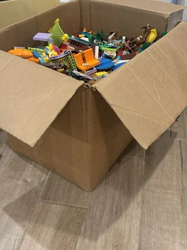 Thousands of Legos multiple pound arguments