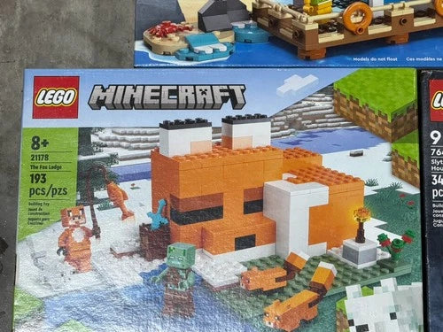 LEGO kit for 7-9 years of age. Minecraft, Harry Potter, animal crossing