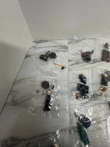 Lot of 26 Miscellaneous Figures Lego Lookalike