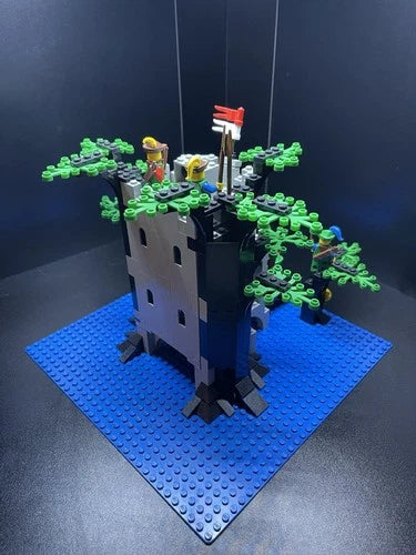 MEOW 6077 Forestmen's River Fortress – Classic Castle – 1989