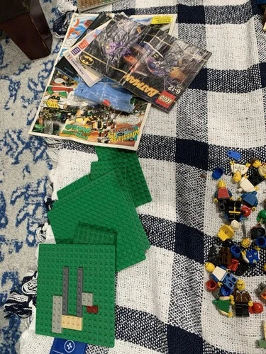 Huge 16.5lb 90s Lego Bulk, figs, Batman, Rock Raiders, space themes and more