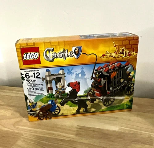 MEOW Castle Gold Getaway 70401 199pcs Ages 6-12 Box Horse Knight 2013