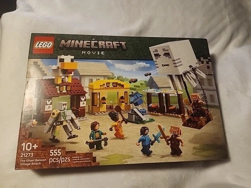 Brand New & Sealed LEGO Minecraft Ghast Balloon Village Attack 21273