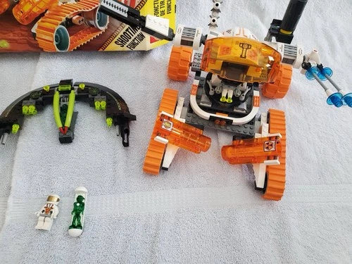 LEGO Mars Mission 7697 MT-51 Claw Tank Ambush Great Condition! 100% Complete!