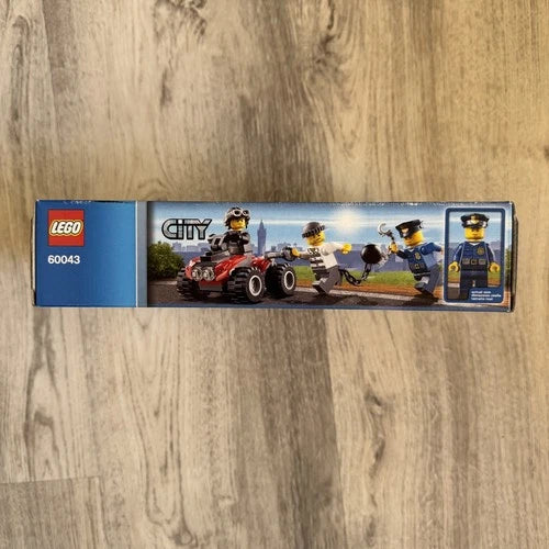LEGO CITY Police Prisoner Transporter (60043) Brand New In Factory Sealed Box