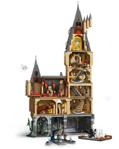 NEW Hogwarts Castle Main Tower Building Blocks Set 2135 pcs 12 FIGS Wizard
