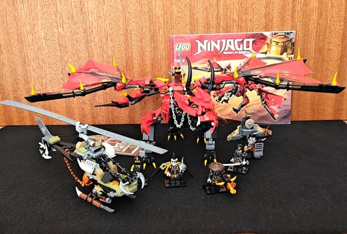 Lego NINJAGO - Firstbourne - 70653 Hunted - 100% Complete - Huge Red Dragon!