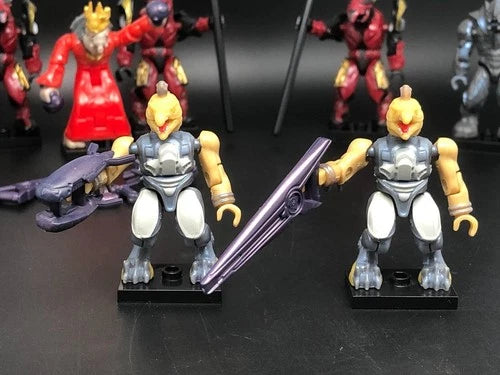 HALO Mega Bloks Hierarch's Shadow Convoy 97521 Complete Figure set 2014