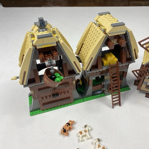 LEGO Castle: Mill Village Raid Set #7189 Build With Animals INCOMPLETE (READ)