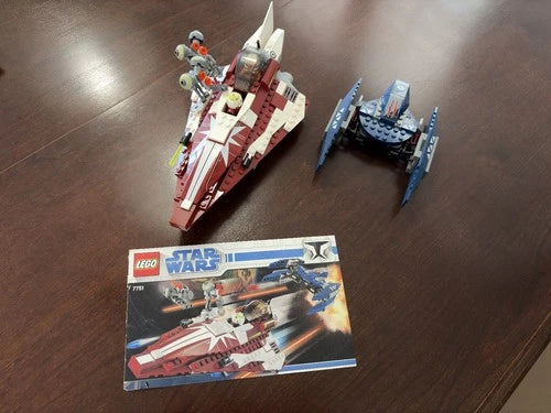 LEGO Star Wars: Ahsoka's Starfighter and Vulture Droid (7751) 99% Complete