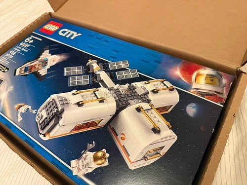 LEGO City Space Lunar Space Station 60227, NISB