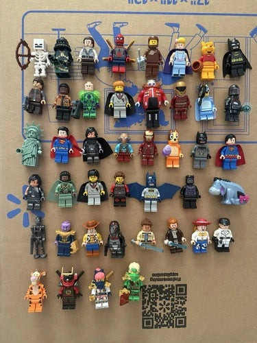 MEOW Minifigure Lot