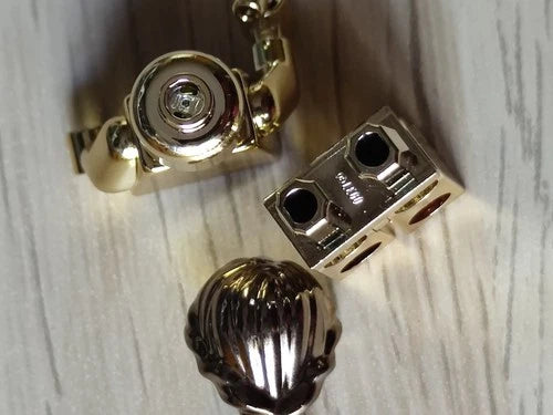 MEOW Star Wars Princess Leia Chrome Gold