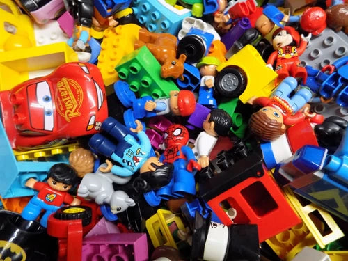 5 POUNDS!!! MEOW Duplo Super Fun Lot Minifigures Animals Toys....... {WASHED}