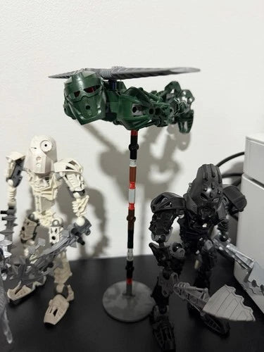 LEGO BIONICLE: Toa Metru Lot (8601, 8602, 8603, 8604, 8605, 8606) + 8811 lhikan