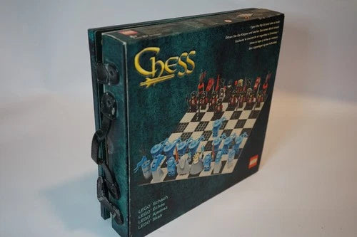 LEGO 851499 Lego Chess: Knights Kingdom II Used Complete
