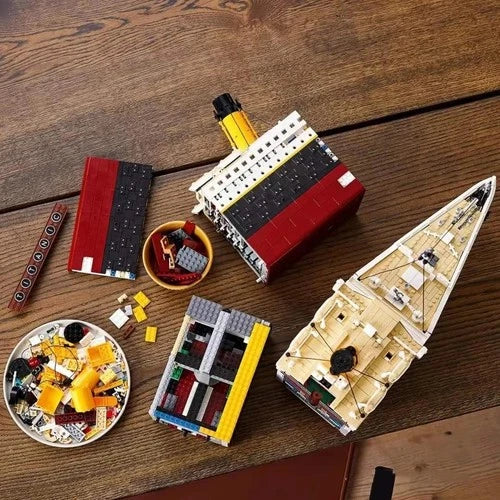 9090PCS Titanic Cruise Boat Ship Building Blocks Model Bricks