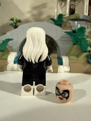 Lego Marvel - Rebirth Customs - Black Cat Minifigure