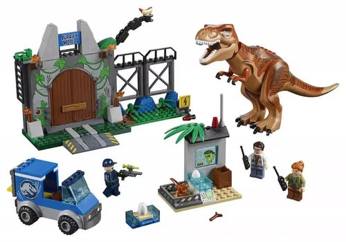 LEGO Juniors Jurassic World 10758 T. Rex Breakout (BNIB) New Sealed (Retired).