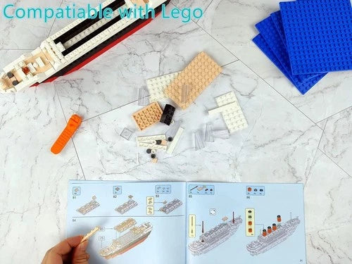Historical RMS Titanic 3D Puzzle - 548 Durable Building Blocks for Creative Fun!