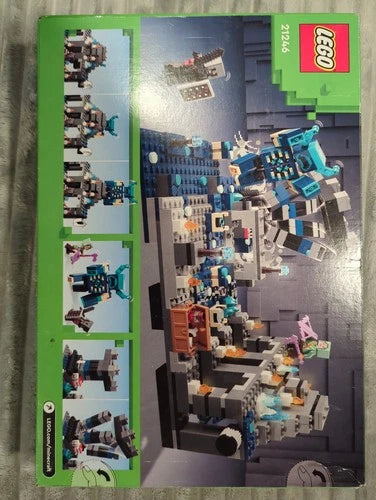NIB MEOW Minecraft: The Deep Dark Battle 21246 584 Pieces Minor Box Wear