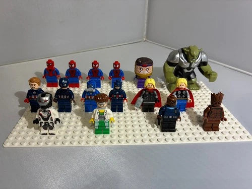Lego minifigures lot of 16 Marvel characters
